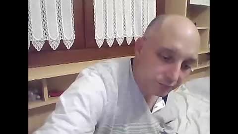 Gabriele online show from 10/08/25, 05:10