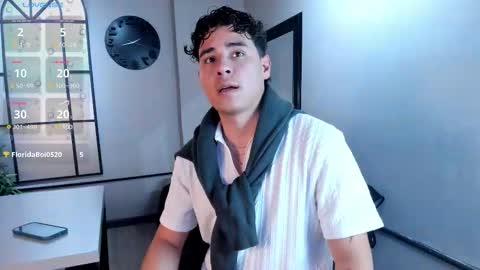 gabriell_ramirez_ online show from 02/10/26, 03:21