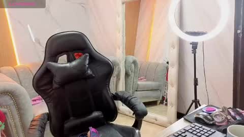 Gabriella online show from 04/14/26, 04:24