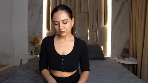 Snapshot of gabriella_wils chatting on 07/14/26, 11:16 Gabriella online show from 07/14/26, 11:16