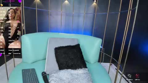 gabriellacox online show from 10/11/25, 07:45