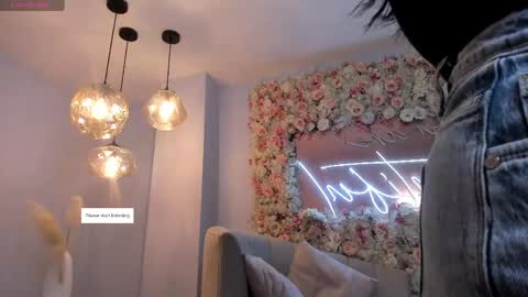 Snapshot of gabriellalee_ chatting on 04/28/26, 03:22 Gabriella Lee online show from 04/28/26, 03:22