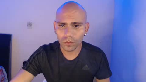 Snapshot of gabrielle_ramirez chatting on 12/23/24, 10:23 Gabriel online show from 12/23/24, 10:23