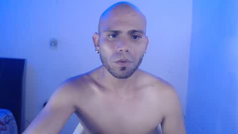 Snapshot of gabrielle_ramirez chatting on 12/31/24, 01:26 Gabriel online show from 12/31/24, 01:26