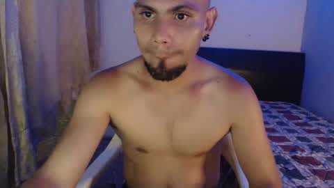 Snapshot of gabrielle_ramirez chatting on 02/01/25, 12:07 Gabriel online show from 02/01/25, 12:07