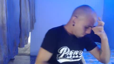 Snapshot of gabrielle_ramirez chatting on 02/14/25, 09:53 Gabriel online show from 02/14/25, 09:53