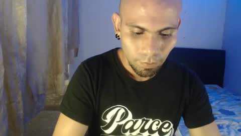 Snapshot of gabrielle_ramirez chatting on 02/18/25, 09:53 Gabriel online show from 02/18/25, 09:53