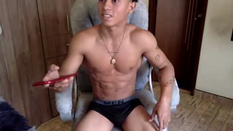 gaby_fit1 online show from 06/30/26, 07:37