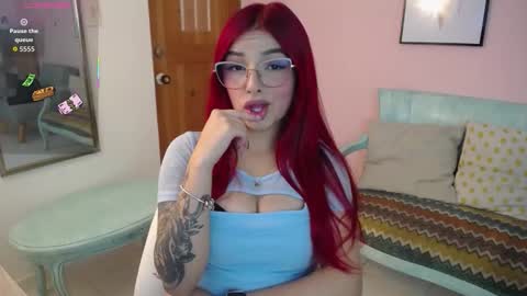 Snapshot of gaby_jin chatting on 11/07/25, 12:16 Gaby online show from 11/07/25, 12:16