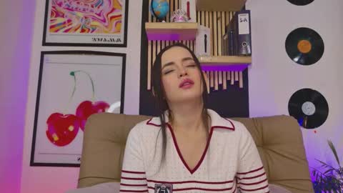 Snapshot of gaby_mason chatting on 02/12/26, 01:06 Gaby online show from 02/12/26, 01:06