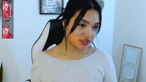 My name is Gabriela.. nice to meet you thumbs up please its very important to me online show from 09/19/25, 07:36