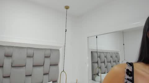 Snapshot of gaby_smit__ chatting on 05/29/26, 11:30 GABRIELA online show from 05/29/26, 11:30