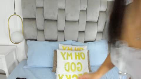 Snapshot of gaby_smit__ chatting on 05/30/26, 11:40 GABRIELA online show from 05/30/26, 11:40