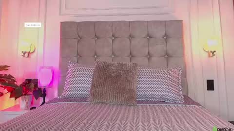 GabyEvans online show from 04/27/26, 12:03
