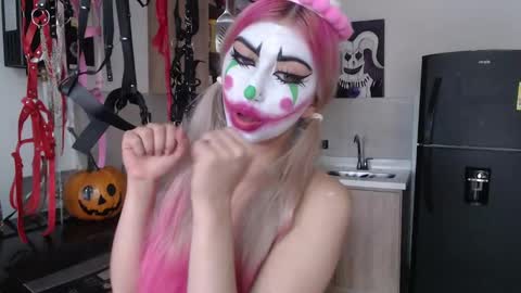 gabygumms online show from 10/08/25, 02:47