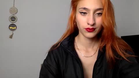 Snapshot of gabykovalenko chatting on 09/09/25, 02:55 Gaby online show from 09/09/25, 02:55