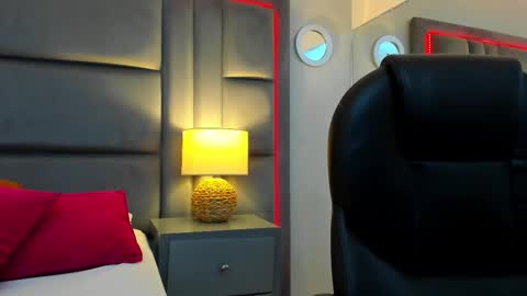 gabymoreau online show from 01/17/26, 07:50