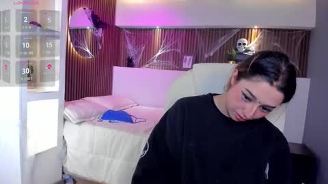 gabyrose9 online show from 10/28/25, 11:36