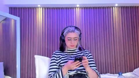 Snapshot of gabyrose9 chatting on 05/15/26, 08:16 gabyrose9 online show from 05/15/26, 08:16