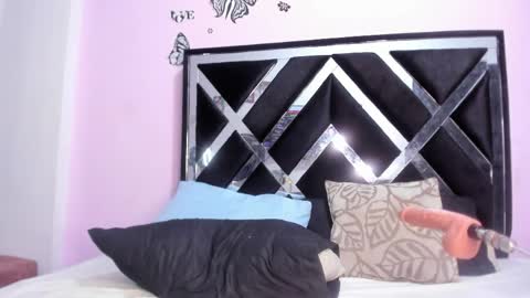 gabyyjones online show from 05/22/26, 02:19