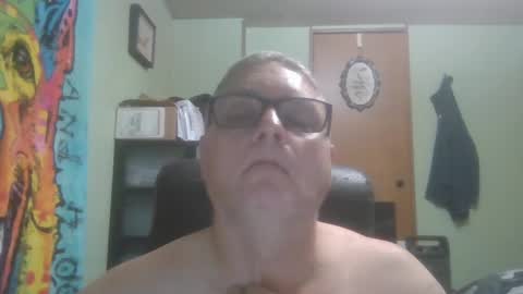 Snapshot of gadude45 chatting on 12/18/24, 05:15 gadude45 online show from 12/18/24, 05:15