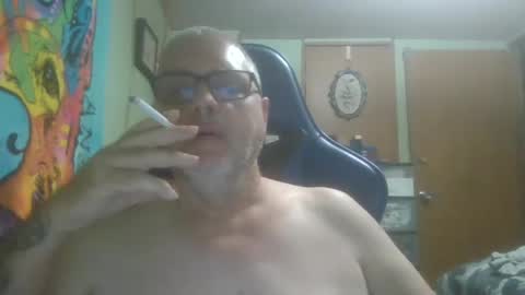 Snapshot of gadude45 chatting on 09/21/25, 02:02 gadude45 online show from 09/21/25, 02:02