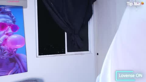 Gael Moon online show from 03/05/26, 01:23