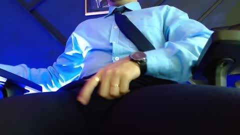 gael_williams3 online show from 02/21/25, 03:45