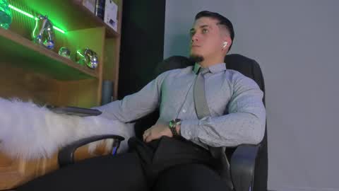 gael_williams3 online show from 09/10/25, 07:14