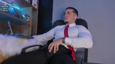 gael_williams3 online show from 09/29/25, 06:57