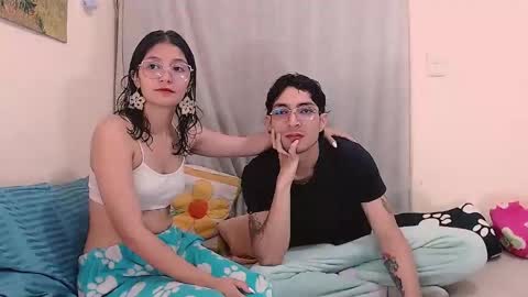 Gaia y Clayde online show from 02/16/26, 08:05