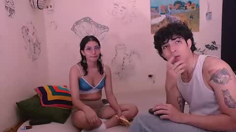 Gaia y Clayde online show from 03/09/26, 08:24