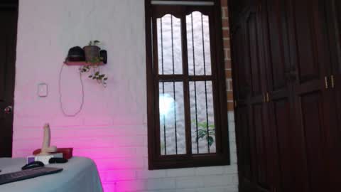 Lenna 3 online show from 11/13/25, 12:15