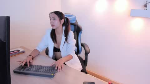 gaia_n_nix online show from 04/12/26, 03:44