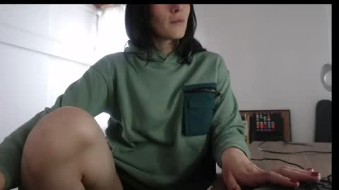 Snapshot of gaitan4 chatting on 05/10/26, 09:31 gaitan4 online show from 05/10/26, 09:31