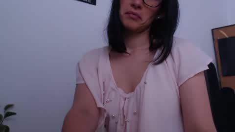Snapshot of gaitan4 chatting on 06/11/26, 09:02 gaitan4 online show from 06/11/26, 09:02