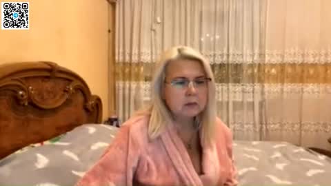 Snapshot of galatea_2025 chatting on 10/28/25, 04:53 galatea_2025 online show from 10/28/25, 04:53