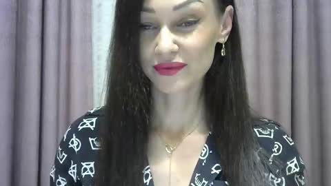 Snapshot of galaxy_33 chatting on 10/05/25, 03:32 galaxy_33 online show from 10/05/25, 03:32