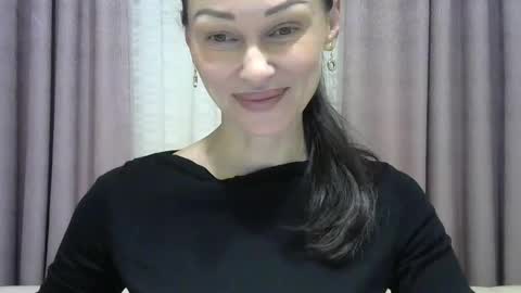 Snapshot of galaxy_33 chatting on 10/25/25, 10:37 galaxy_33 online show from 10/25/25, 10:37