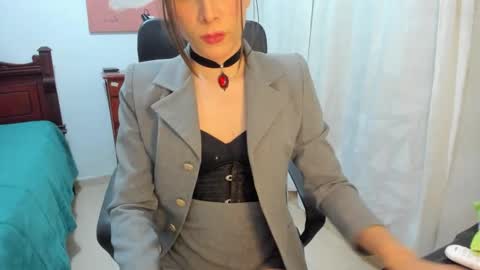 Snapshot of galileabigcock chatting on 11/17/25, 04:35 CORAL online show from 11/17/25, 04:35