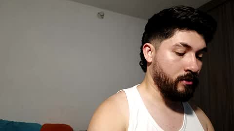 Snapshot of galit_g chatting on 03/30/26, 02:01 Gari online show from 03/30/26, 02:01