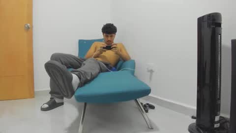 Snapshot of galvis_bbc chatting on 02/15/26, 02:30 galvis_bbc online show from 02/15/26, 02:30