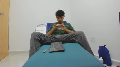 Snapshot of galvis_bbc chatting on 02/16/26, 02:02 galvis_bbc online show from 02/16/26, 02:02