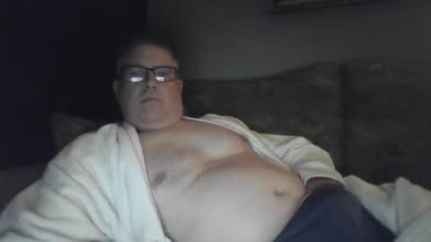 Snapshot of gameon1969 chatting on 06/19/26, 05:34 gameon1969 online show from 06/19/26, 05:34