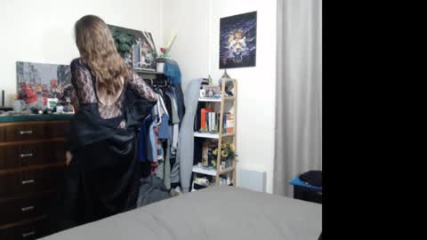 HOT  online show from 02/01/25, 10:05