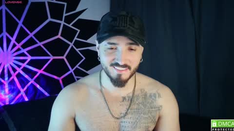 Snapshot of garbel09 chatting on 12/12/24, 05:52 Chris  Dont forget to gift me thumb up Its very important to me and makes me happy AF  online show from 12/12/24, 05:52