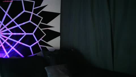 Snapshot of garbel09 chatting on 01/12/25, 06:49 Chris  Dont forget to gift me thumb up Its very important to me and makes me happy AF  online show from 01/12/25, 06:49