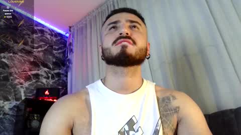 Snapshot of garbel09 chatting on 09/18/25, 06:37 Chris  Dont forget to gift me thumb up Its very important to me and makes me happy AF  online show from 09/18/25, 06:37