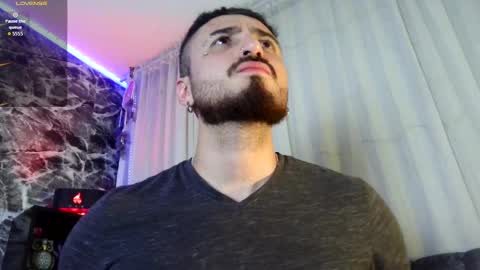 Snapshot of garbel09 chatting on 09/29/25, 06:40 Chris  Dont forget to gift me thumb up Its very important to me and makes me happy AF  online show from 09/29/25, 06:40