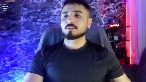 Snapshot of garbel09 chatting on 10/16/25, 06:36 Chris  Dont forget to gift me thumb up Its very important to me and makes me happy AF  online show from 10/16/25, 06:36